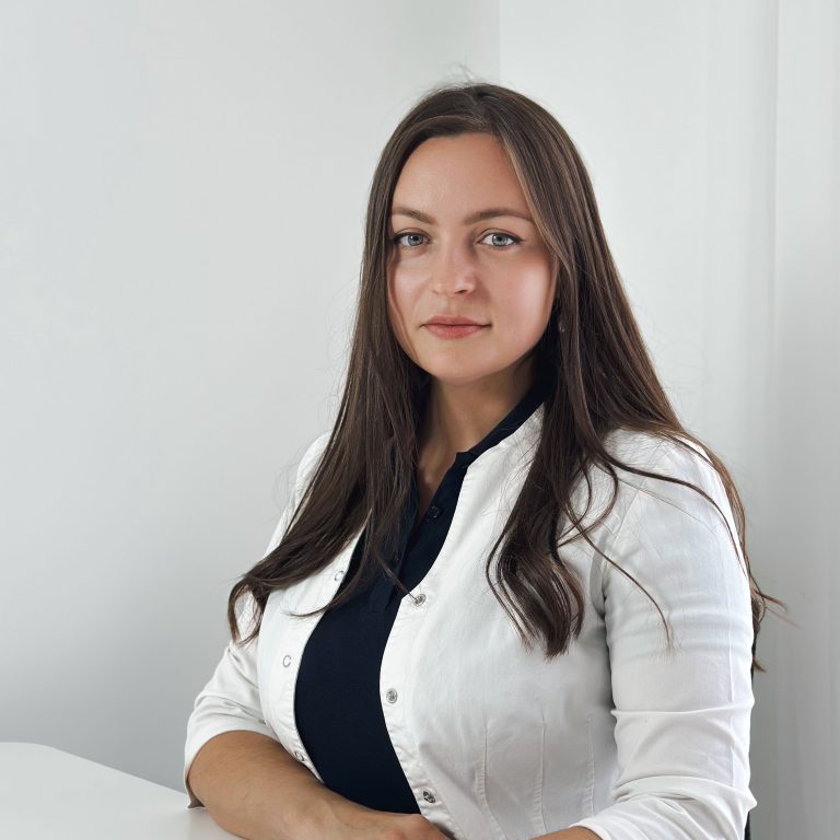 Софья Закипная