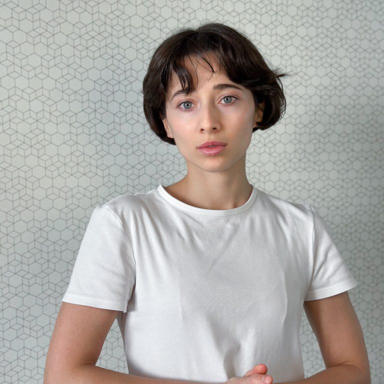 Яна Халадзе